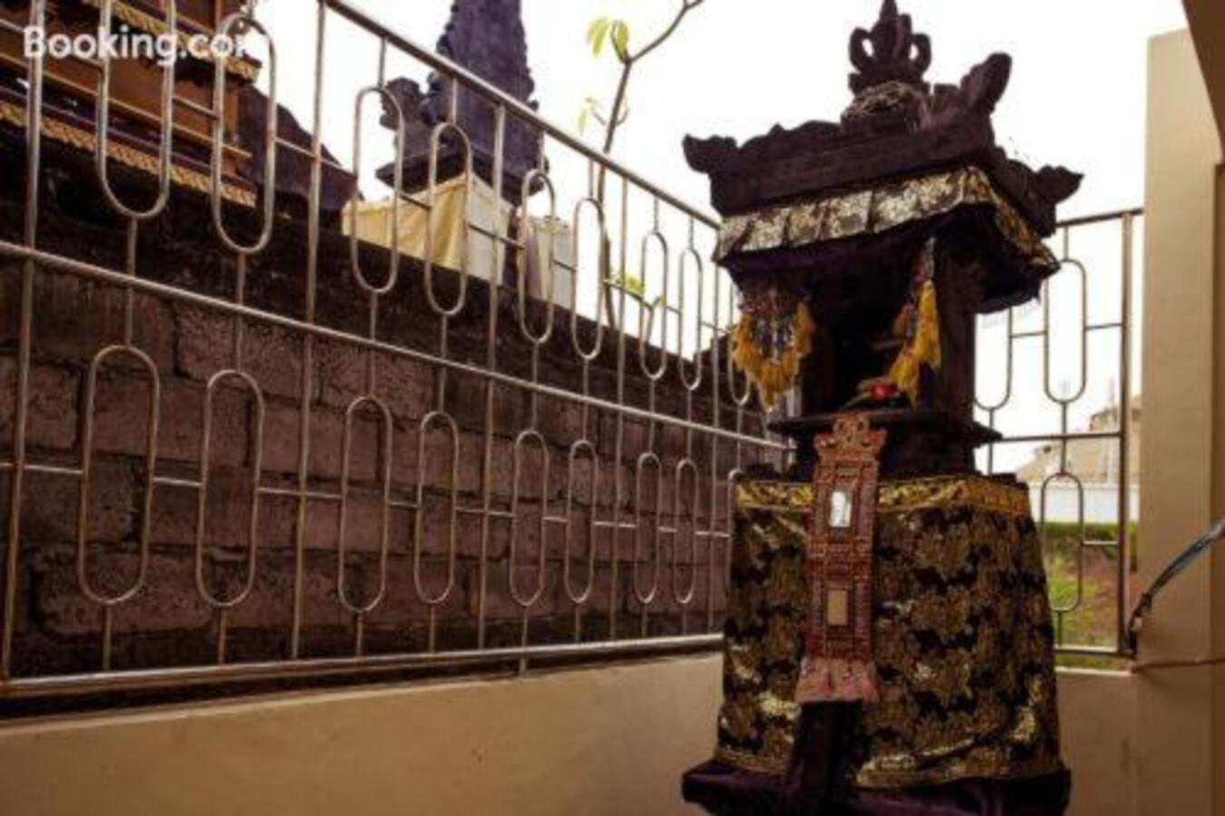 Segara Sadhu Inn Kuta By Ecommerceloka Екстер'єр фото
