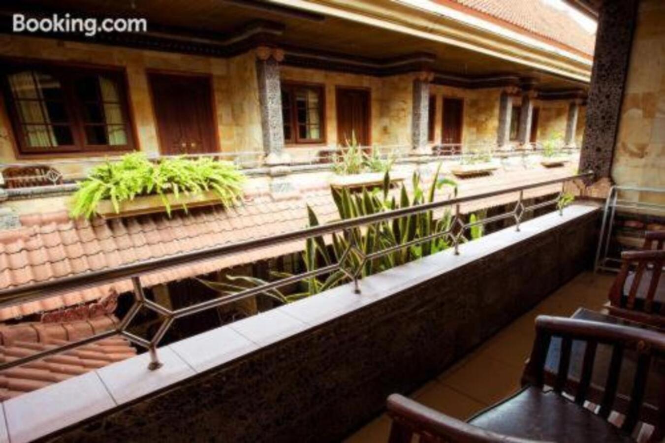 Segara Sadhu Inn Kuta By Ecommerceloka Екстер'єр фото